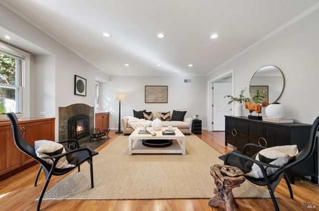 3182 Vichy Ave, Napa, CA 94558