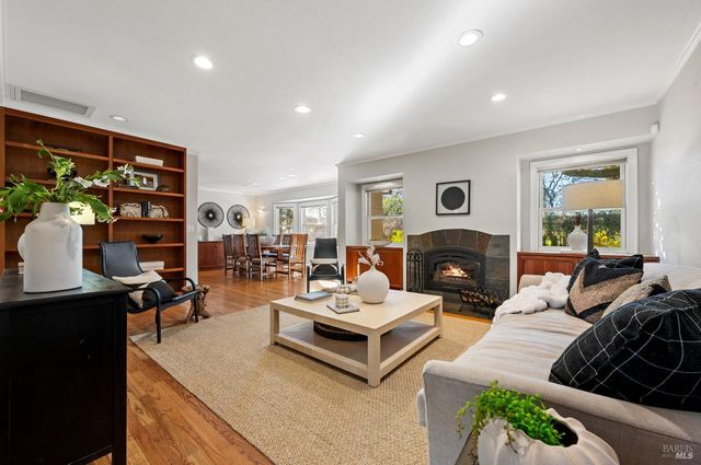 3182 Vichy Ave, Napa, CA 94558