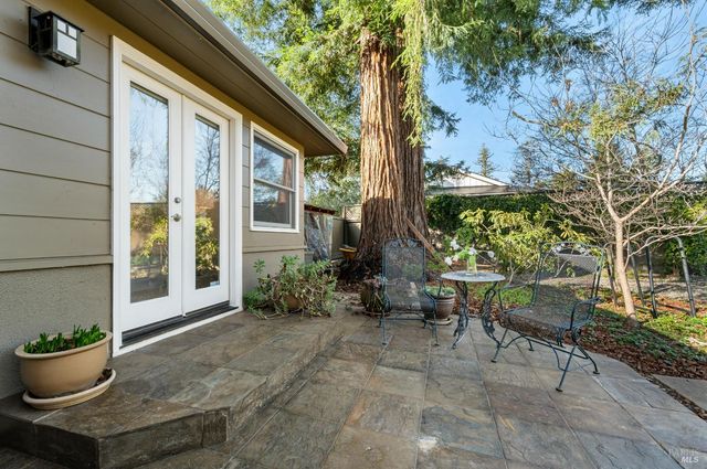 3182 Vichy Ave, Napa, CA 94558