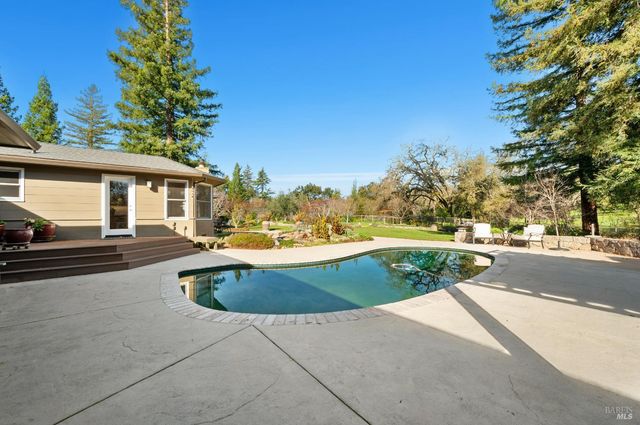 3182 Vichy Ave, Napa, CA 94558