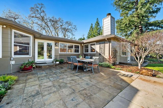 3182 Vichy Ave, Napa, CA 94558