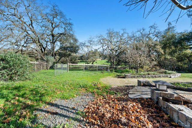 3182 Vichy Ave, Napa, CA 94558