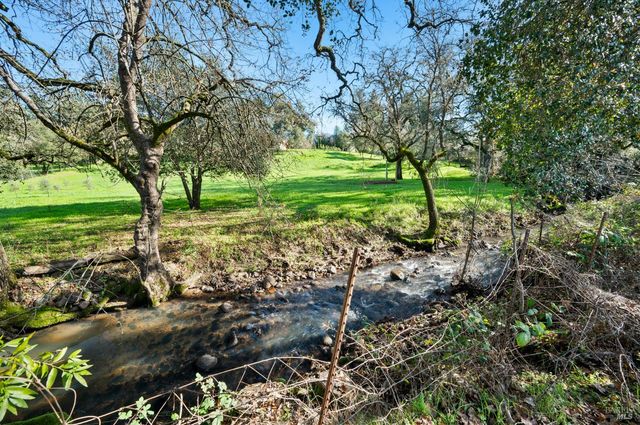 3182 Vichy Ave, Napa, CA 94558