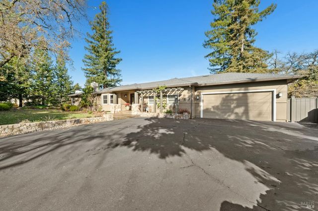 3182 Vichy Ave, Napa, CA 94558