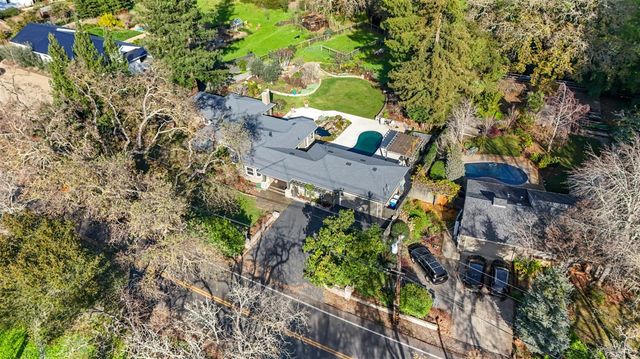 3182 Vichy Ave, Napa, CA 94558