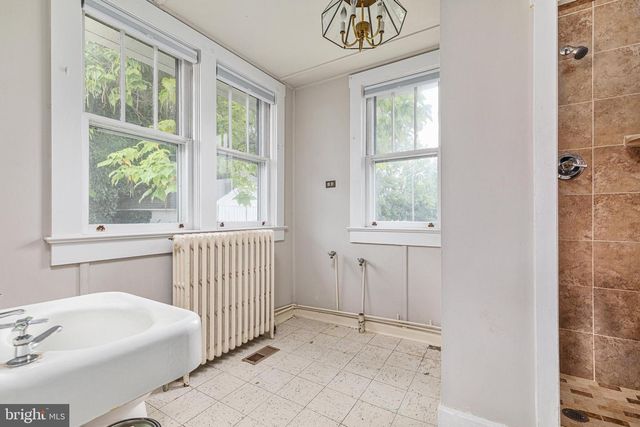 215 POTOMAC AVE, Quantico, VA 22134