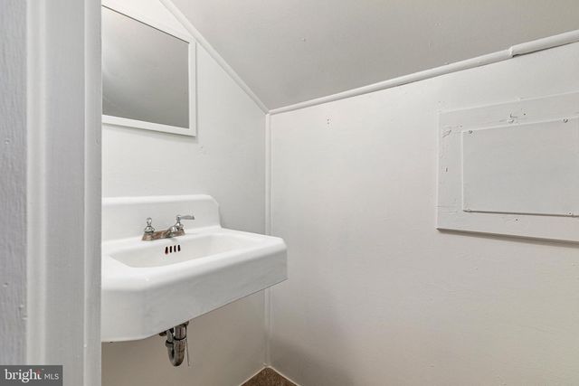 215 POTOMAC AVE, Quantico, VA 22134