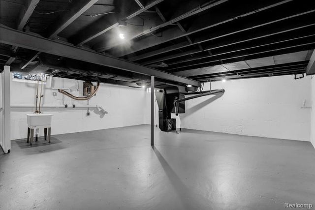 14513 Artesian Street, Detroit, MI 48223