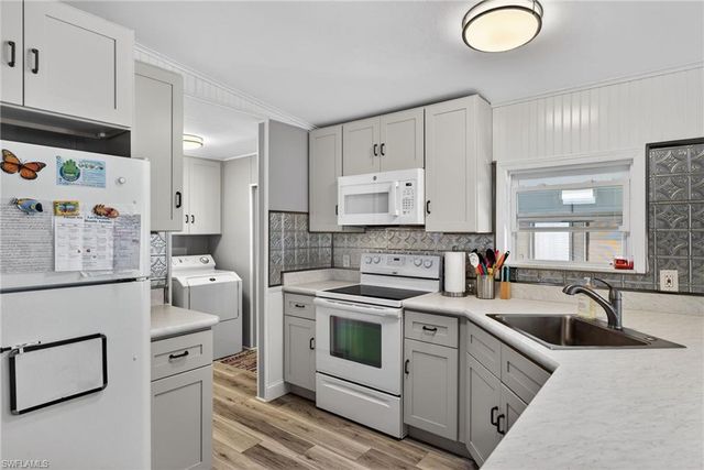 16225 Asheboro CT, Fort Myers, FL 33908