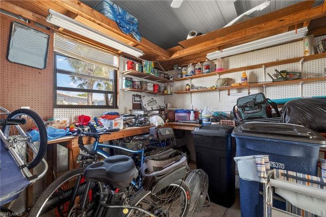 16225 Asheboro CT, Fort Myers, FL 33908