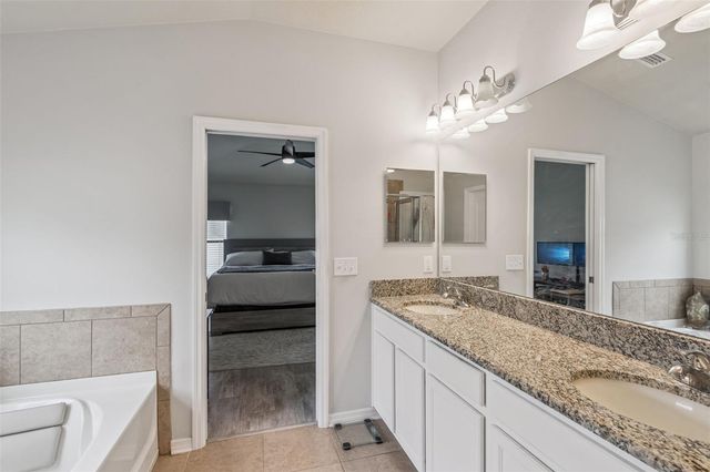 6601 BOULDER RUN LOOP, Wesley Chapel, FL 33545