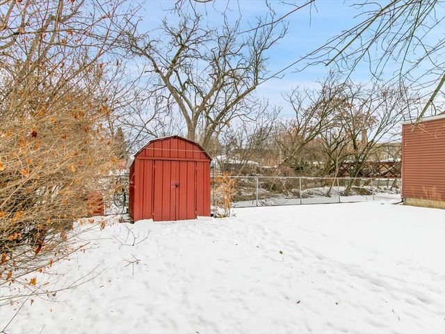 4952 N Bernard Street, Chicago, IL 60625