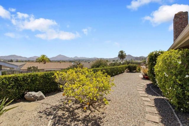 12080 Calle De Maria, Rancho Bernardo (san Diego), CA 92128