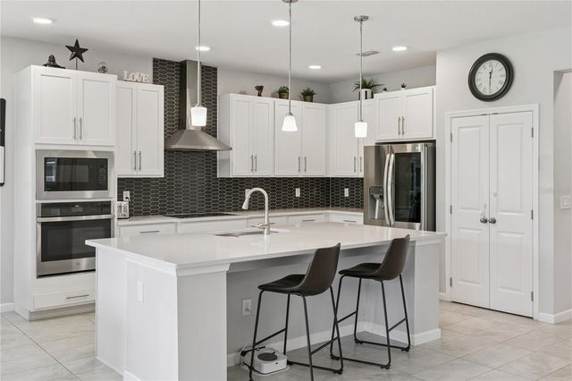2591 CEDAR SHAKE COURT, Oviedo, FL 32765