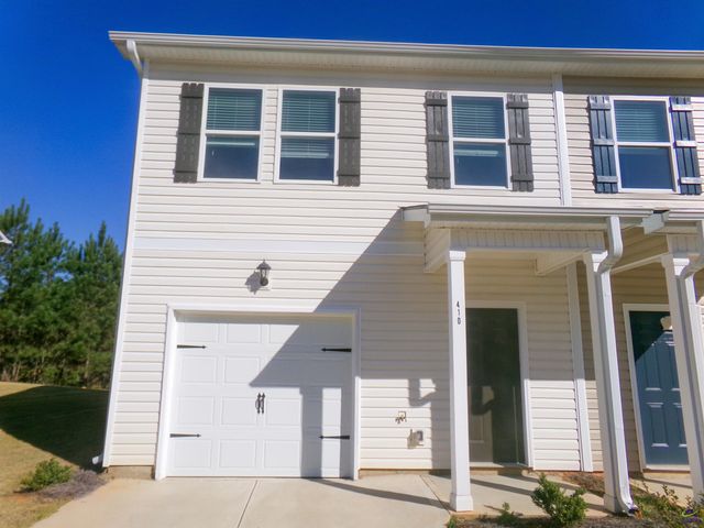 410 NW Oakwood Drive, Milledgeville, GA 31061