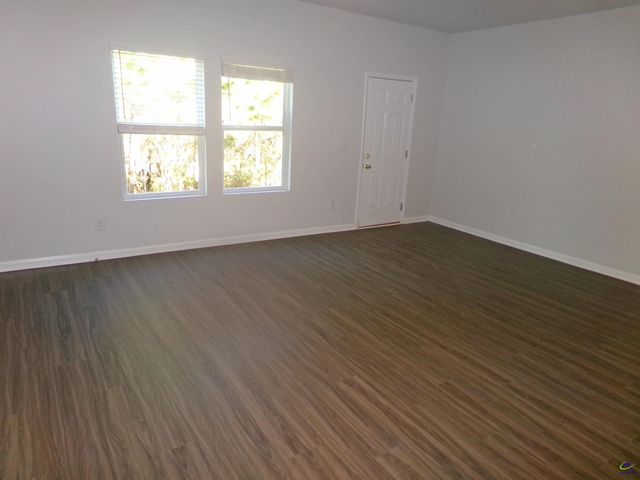 410 NW Oakwood Drive, Milledgeville, GA 31061