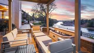 9801 Mira Del Rio Dr, Sacramento, CA 95827