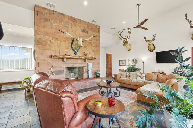 205 Mano Prieto Road, Fort Davis, TX 79734