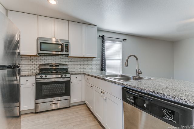 10623 De Gonzalo, Converse, TX 78109