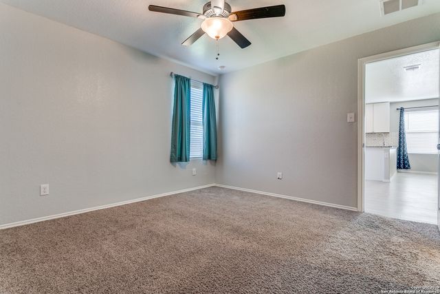 10623 De Gonzalo, Converse, TX 78109