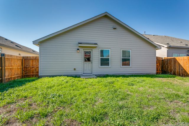 10623 De Gonzalo, Converse, TX 78109