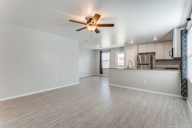 10623 De Gonzalo, Converse, TX 78109