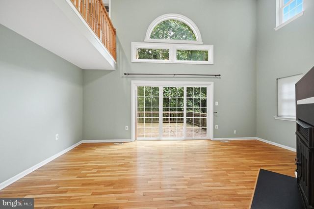 1649 BENNINGTON HOLLOW LN, Reston, VA 20194