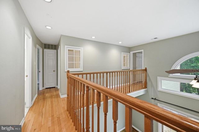 1649 BENNINGTON HOLLOW LN, Reston, VA 20194