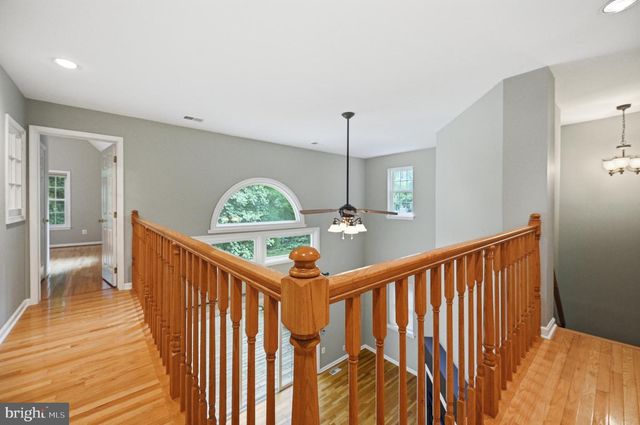 1649 BENNINGTON HOLLOW LN, Reston, VA 20194