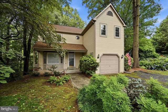1649 BENNINGTON HOLLOW LN, Reston, VA 20194
