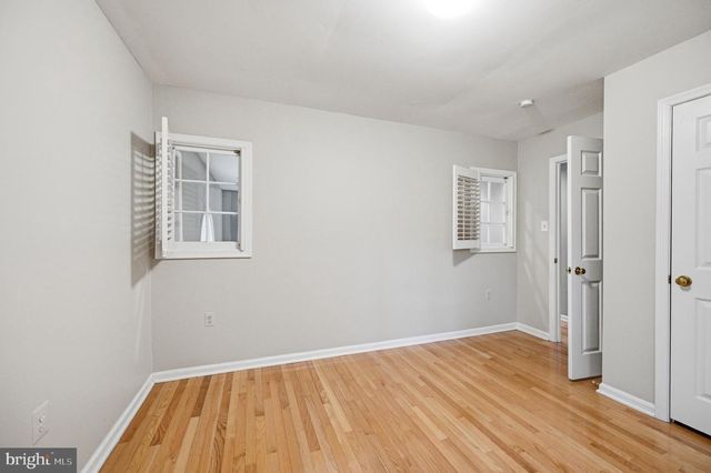 1649 BENNINGTON HOLLOW LN, Reston, VA 20194