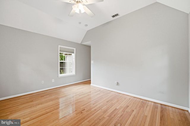 1649 BENNINGTON HOLLOW LN, Reston, VA 20194