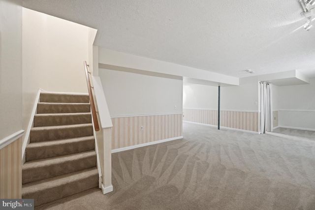 1649 BENNINGTON HOLLOW LN, Reston, VA 20194