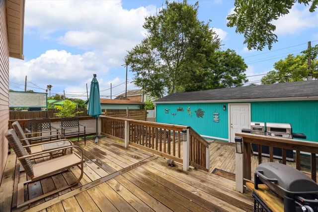 4109 Avenue R, Galveston, TX 77550