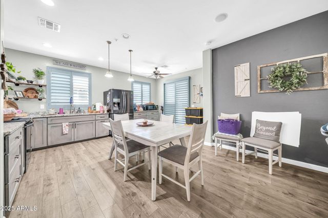 12038 W DAVIS Lane, Avondale, AZ 85323