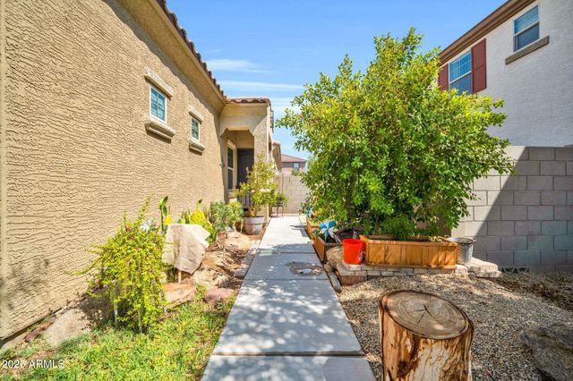 12038 W DAVIS Lane, Avondale, AZ 85323