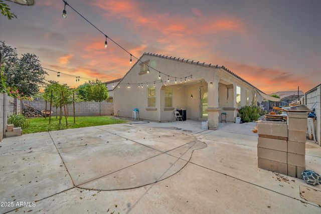 12038 W DAVIS Lane, Avondale, AZ 85323