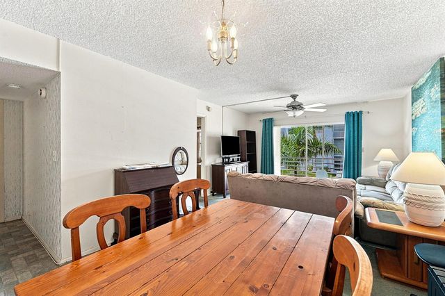 3000 E SUNRISE LAKES Drive E 223, Sunrise, FL 33322