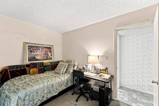 3000 E SUNRISE LAKES Drive E 223, Sunrise, FL 33322