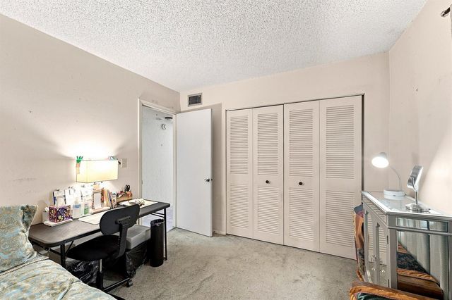 3000 E SUNRISE LAKES Drive E 223, Sunrise, FL 33322