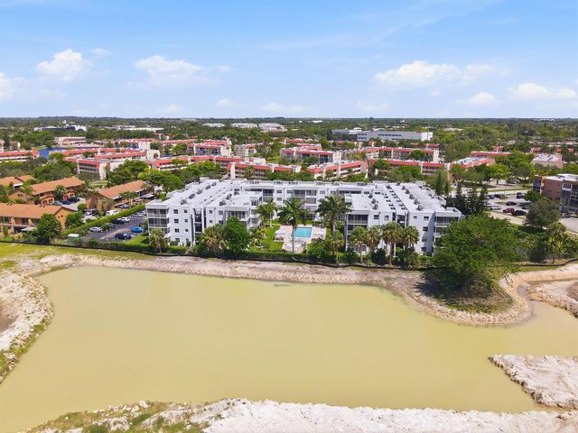 3000 E SUNRISE LAKES Drive E 223, Sunrise, FL 33322
