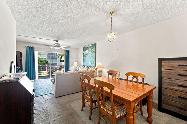 3000 E SUNRISE LAKES Drive E 223, Sunrise, FL 33322