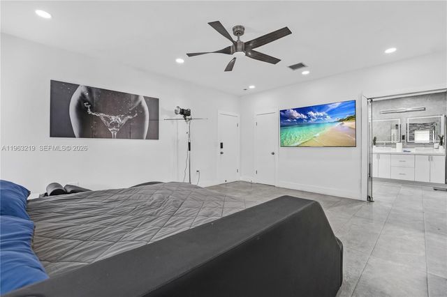 14651 SW 16th Street, Davie, FL 33325