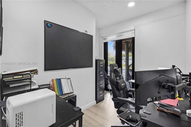 14651 SW 16th Street, Davie, FL 33325