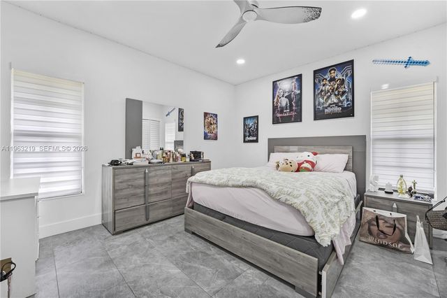 14651 SW 16th Street, Davie, FL 33325