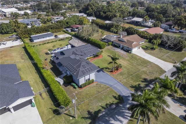 14651 SW 16th Street, Davie, FL 33325