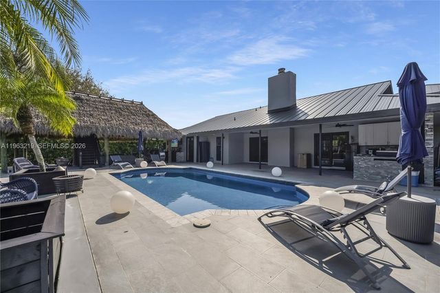 14651 SW 16th Street, Davie, FL 33325