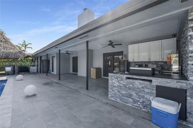 14651 SW 16th Street, Davie, FL 33325