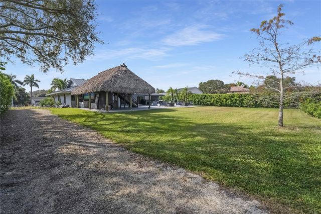 14651 SW 16th Street, Davie, FL 33325
