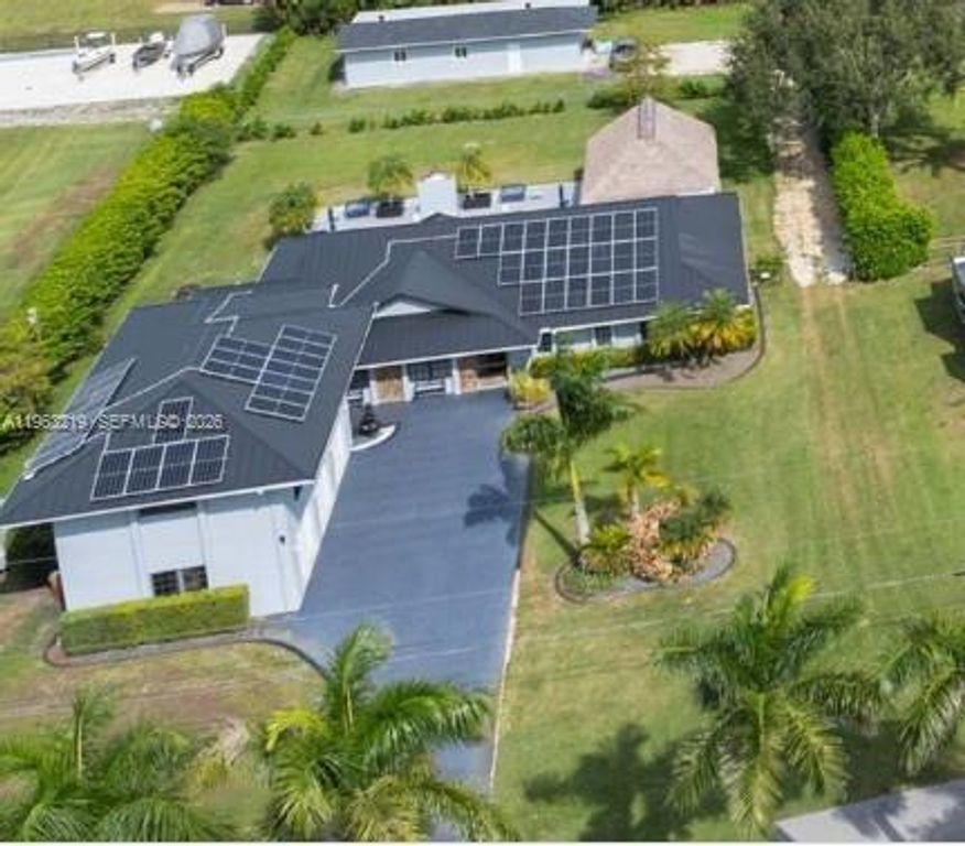 14651 SW 16th Street, Davie, FL 33325